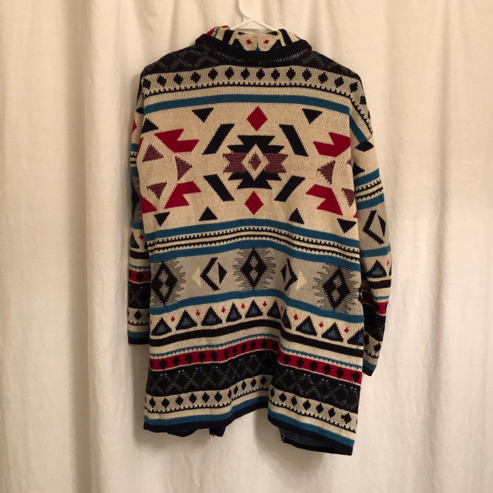 Geometric Patterned Sweater - Picture 2 of 3